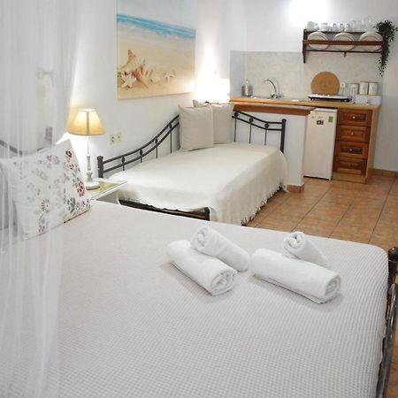 Stefanos Katsaros Studios Skala  Bagian luar foto