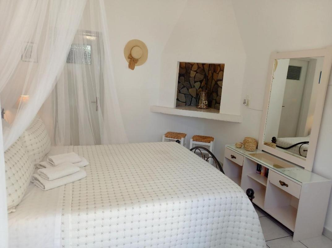 Stefanos Katsaros Studios Skala  Ruang foto